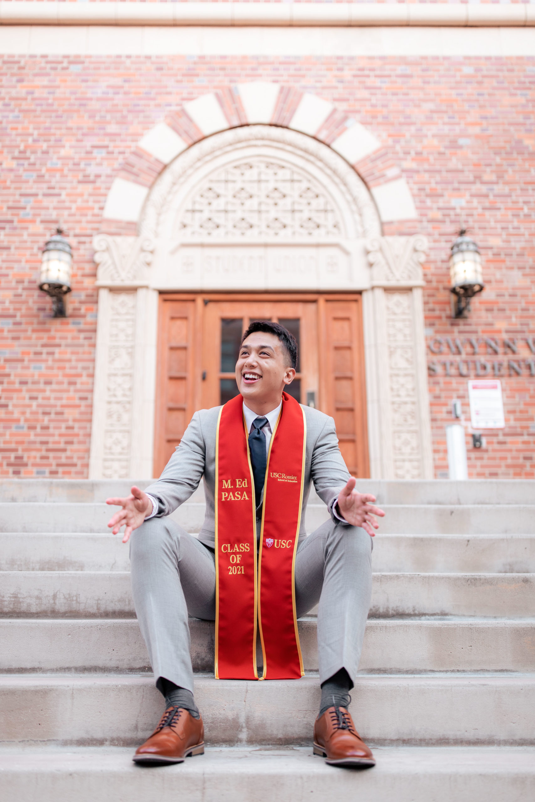 Graduate Pictures at CSUB, Bakersfield CA Photographer